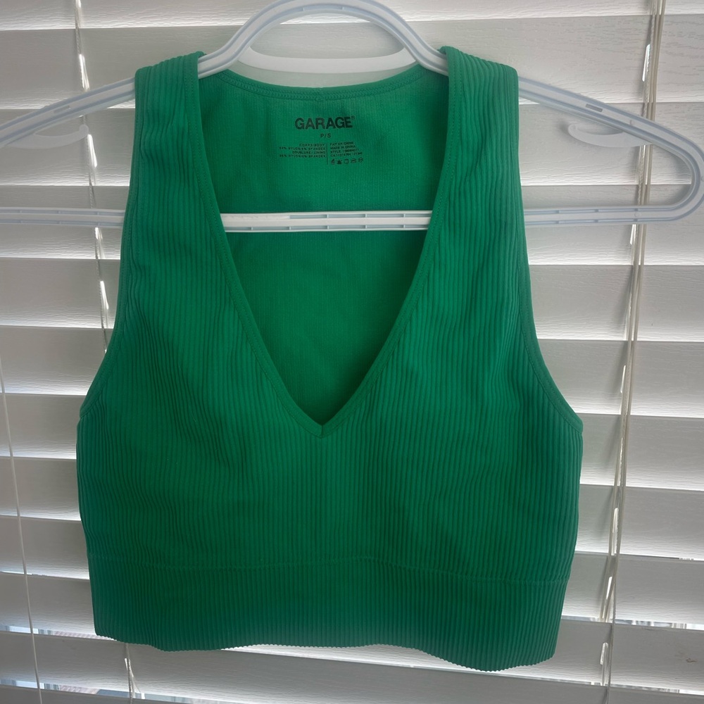 4/$20 NWOT Garage Crop Top